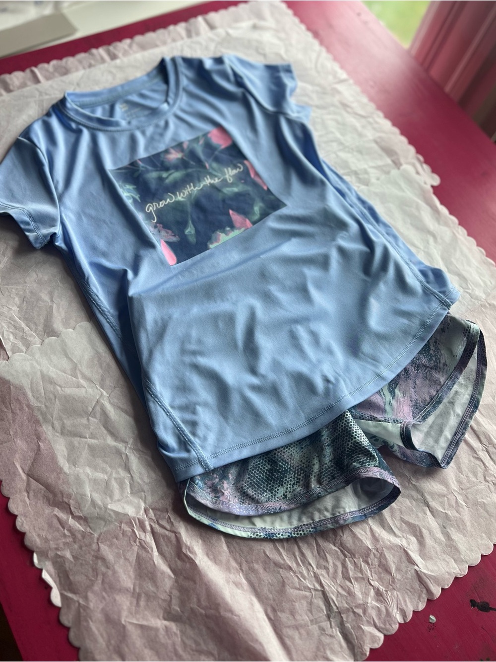 EUC All in Motion sz 6/7 Running shorts and shirt coord set Grow with the Flow